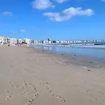 Appartement Proche Plage Avec Piscine